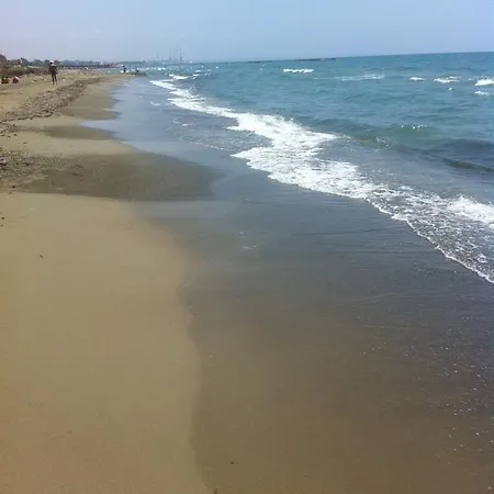 Sandy 13 * Voroklini